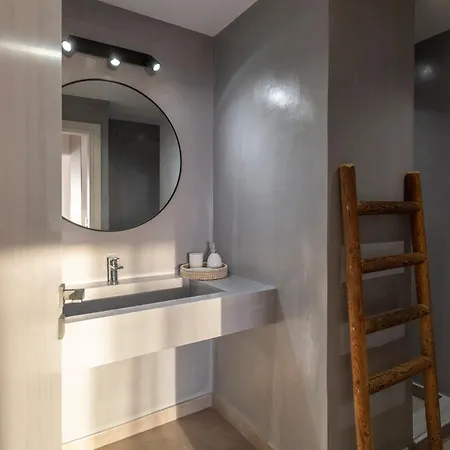 Parosdise Luxury